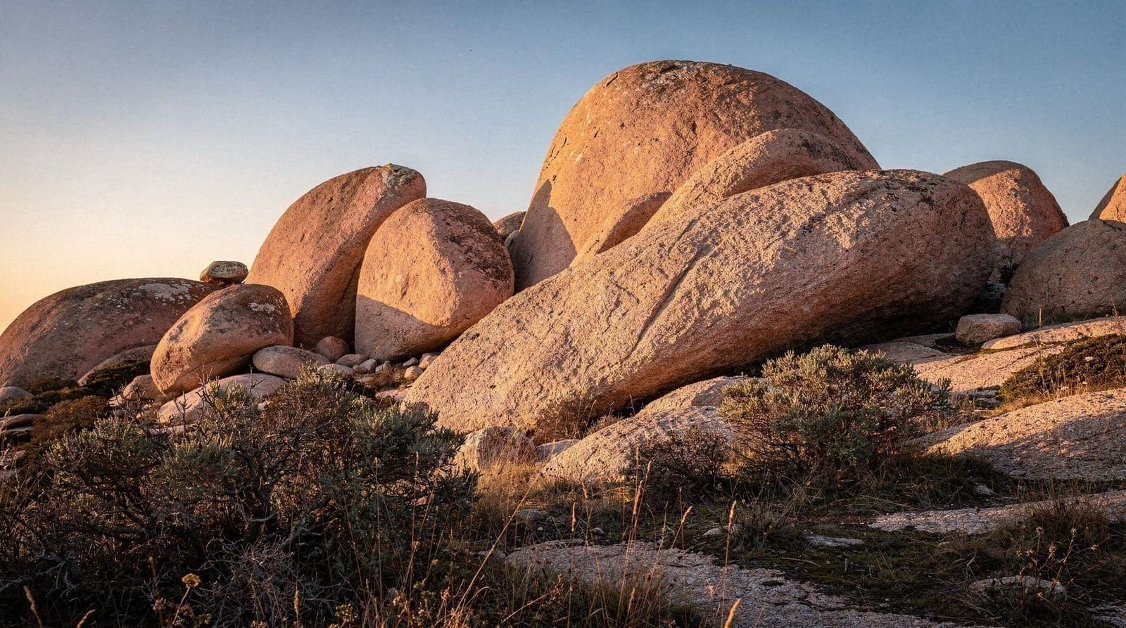 The best photography spots in Sardinia, and when the light works
