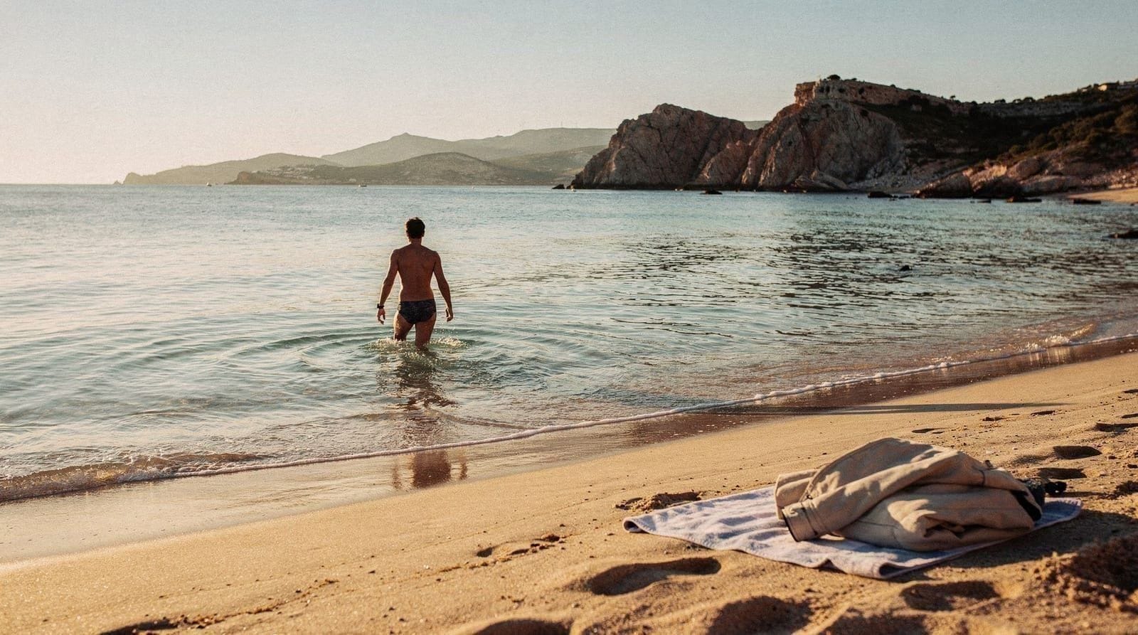 How warm is the sea in Sardinia in May and October