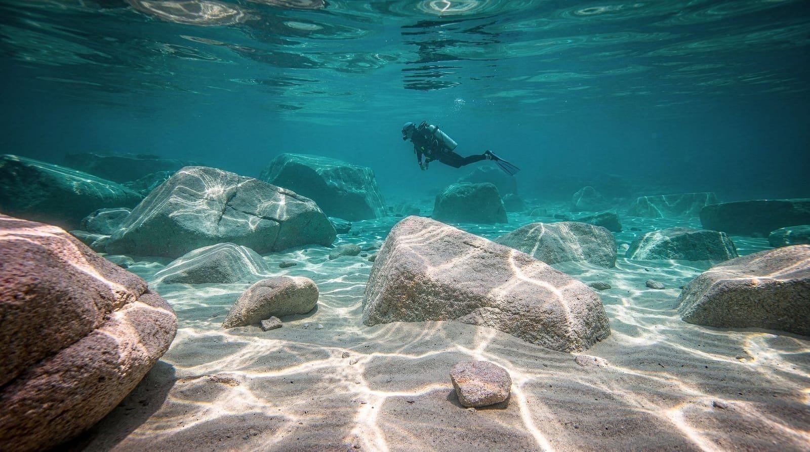Diving at the La Maddalena archipelago
